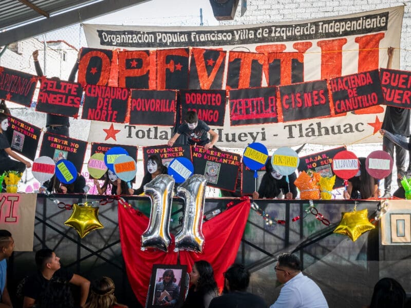 La Lucha Política es Permanente